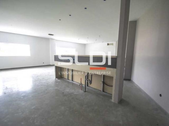 Bureaux A LOUER - COLOMBE - 269 m²
