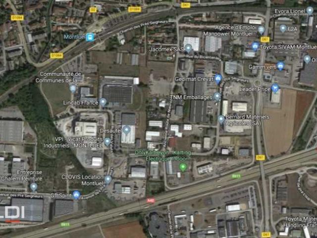 Bureaux A VENDRE OU A LOUER - MONTLUEL - 629 m²
