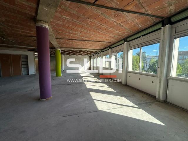 Bureaux A VENDRE OU A LOUER - VILLEFRANCHE SUR SAONE - 370 m²