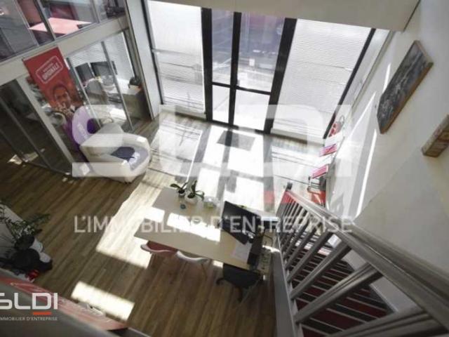 Commerces A LOUER - LYON - 932 m²