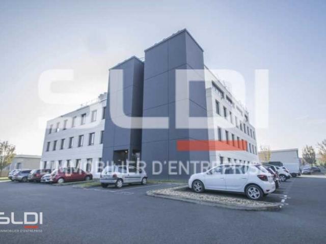 Bureaux A LOUER - VILLEFRANCHE SUR SAONE - 557 m²