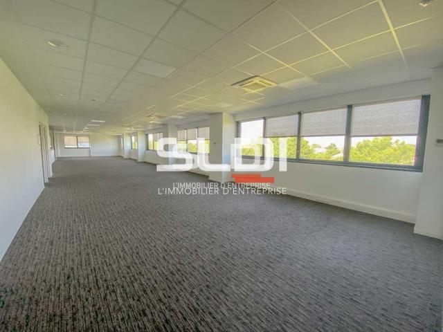 Bureaux A LOUER - MEYZIEU - 115 m²