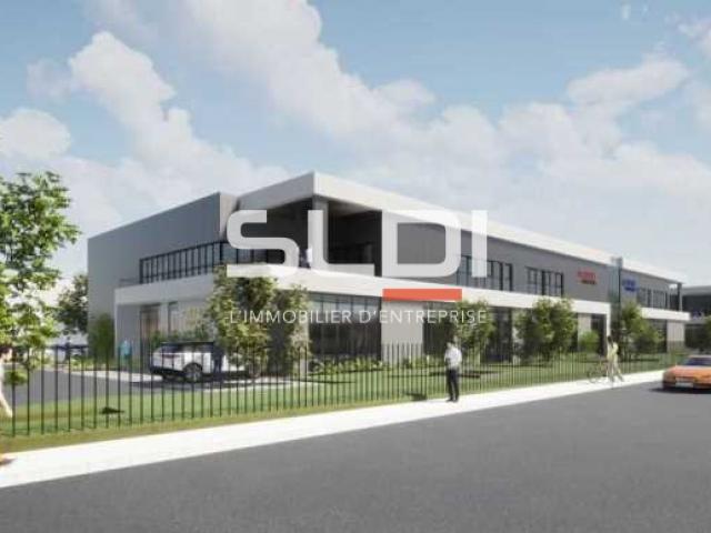 Locaux d'activités A LOUER - ARNAS - 987 m²