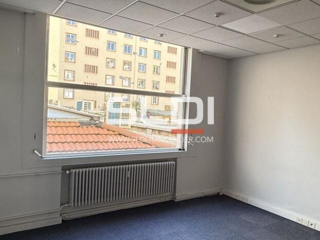 Bureaux A LOUER - LYON - 134 m²