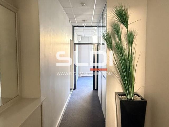 Bureaux A LOUER - LYON - 134 m²