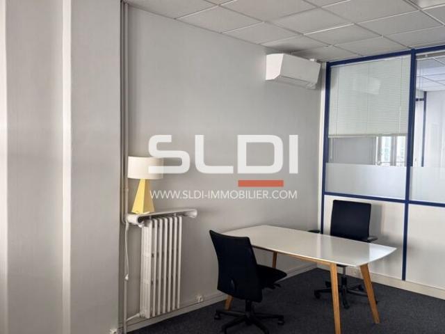 Bureaux A LOUER - LYON - 134 m²