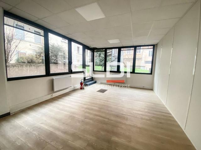 Bureaux A LOUER - LYON - 330 m²