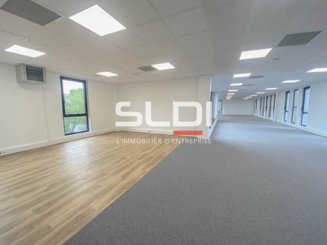 Bureaux A LOUER - VILLEURBANNE - 1 521 m²