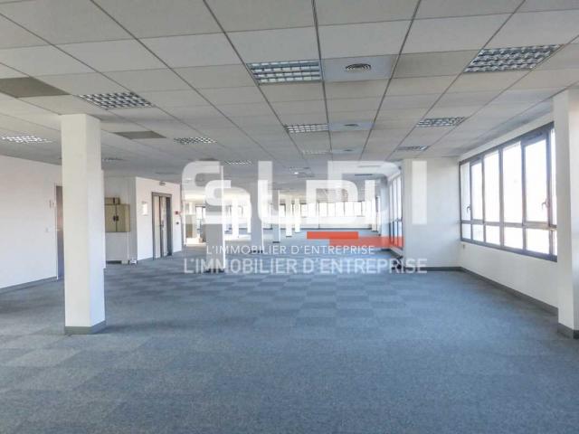 Bureaux A LOUER - ECULLY - 899 m²