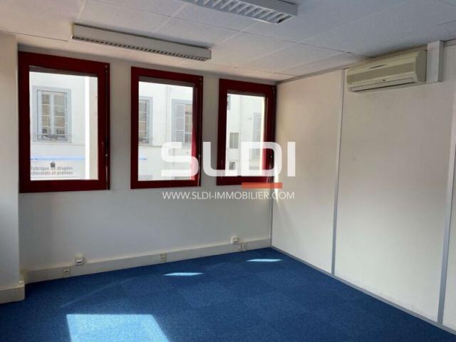 Bureaux A LOUER - LYON - 162 m²