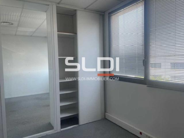 Bureaux A LOUER - VILLEURBANNE - 435 m²