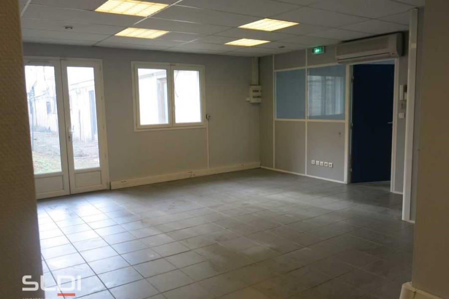 Activités A LOUER - VENISSIEUX - 316 m²