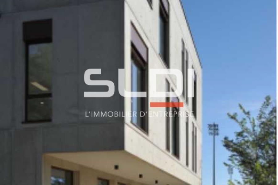 Bureaux A VENDRE OU A LOUER - BRON - 680 m²