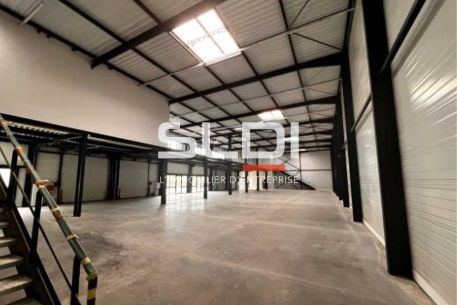 Activités A LOUER - SAINT QUENTIN FALLAVIER - 3 440 m²