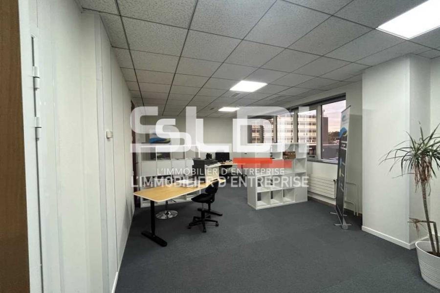 Bureaux A LOUER - VILLEFRANCHE SUR SAONE - 112 m²