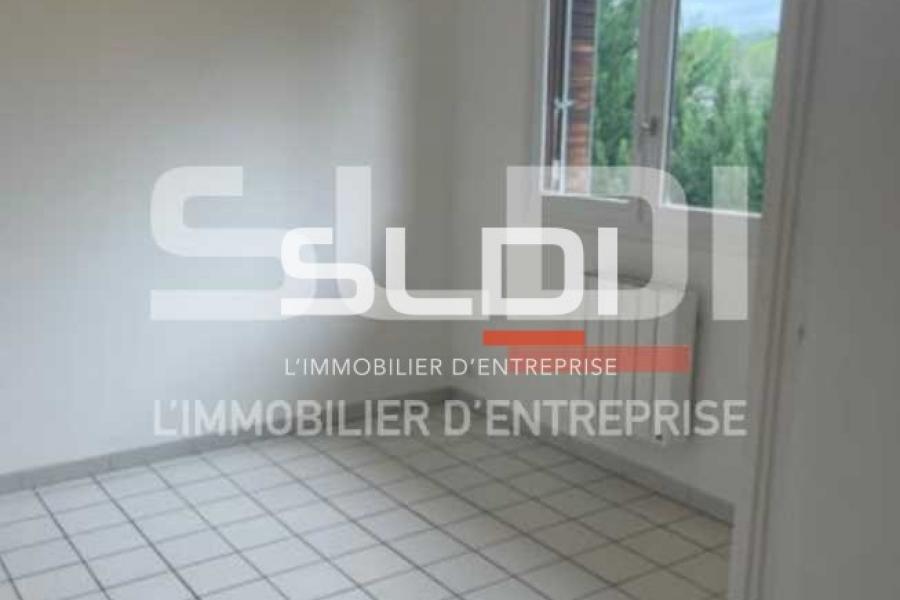 Bureaux A LOUER - MASSIEUX - 22 m²