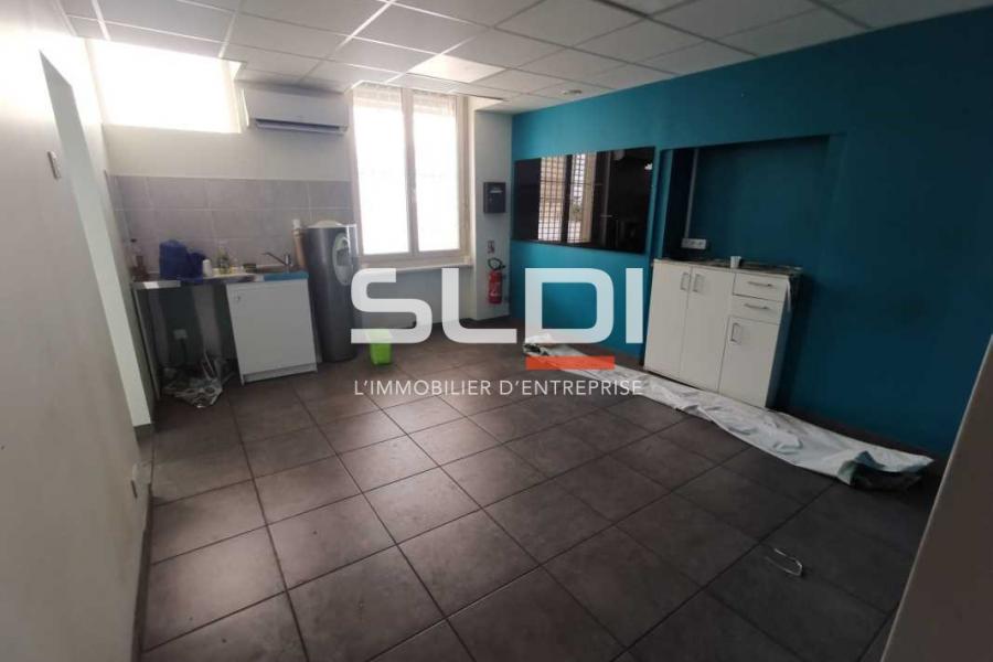 Activités A LOUER - BOURGOIN JALLIEU - 2 140 m²