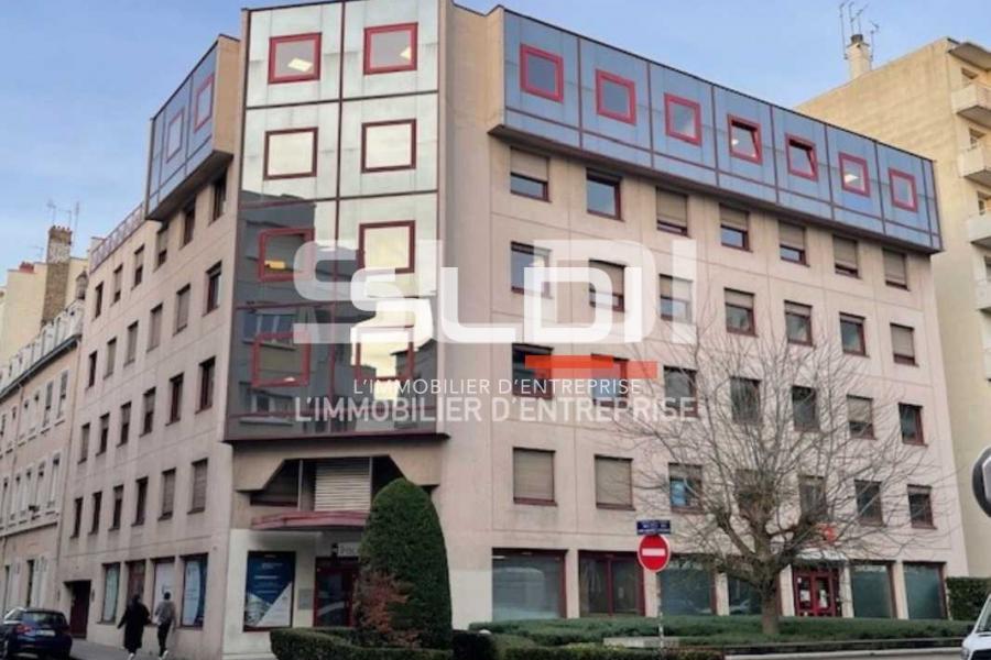 Bureaux A LOUER - LYON - 126 m²