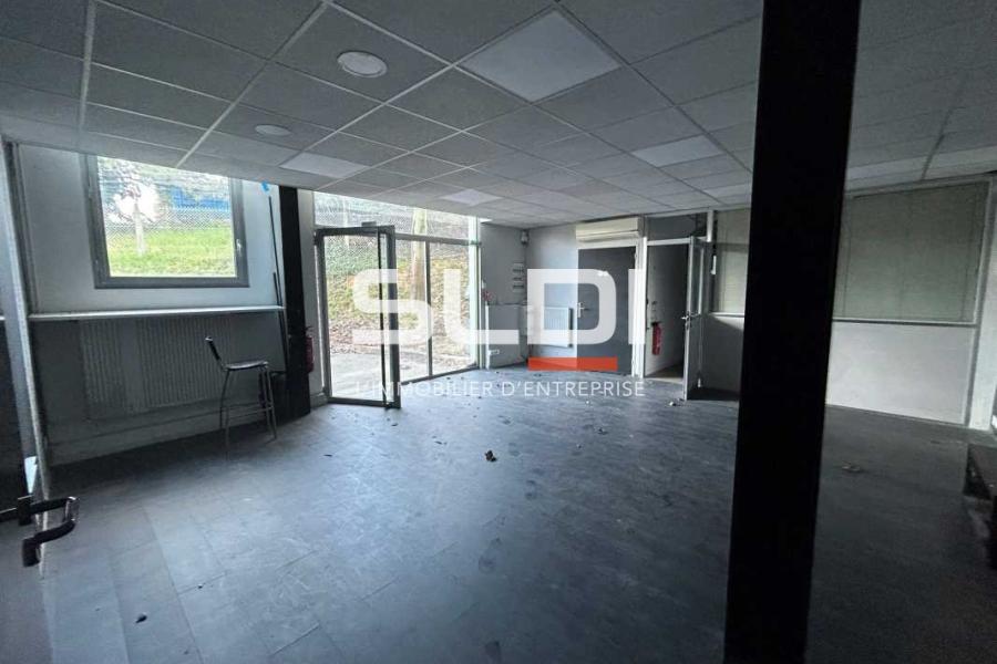 Activités A LOUER - DARDILLY - 267 m²