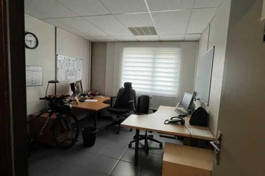 Commerces A LOUER - VILLEURBANNE - 270 m²