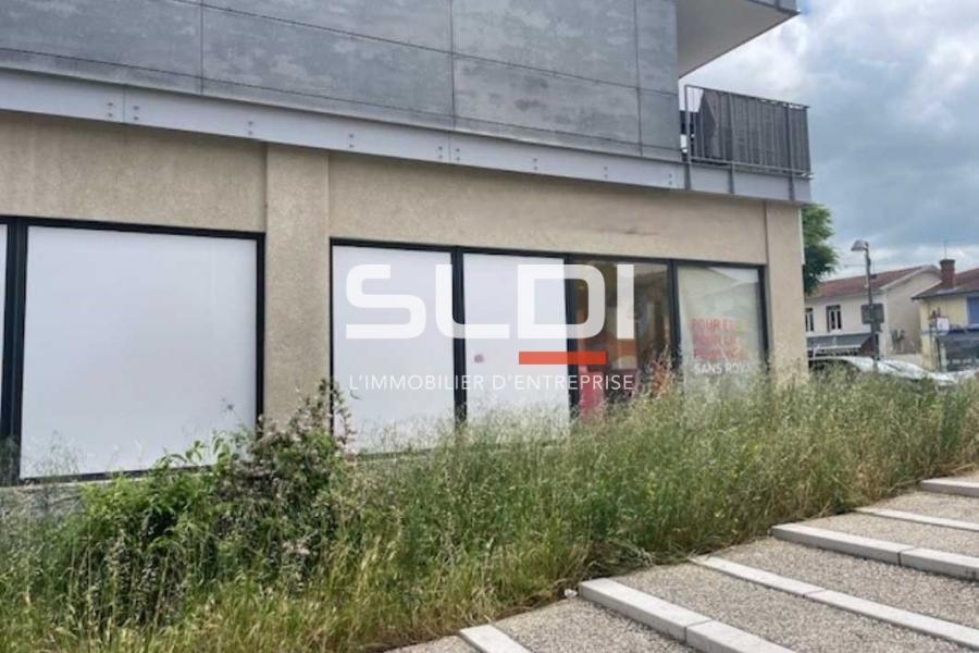 Commerces A LOUER - SATHONAY CAMP - 137 m²