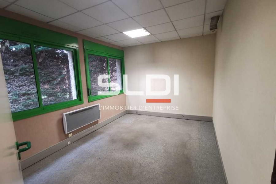 Bureaux A VENDRE - BOURGOIN JALLIEU - 137 m²