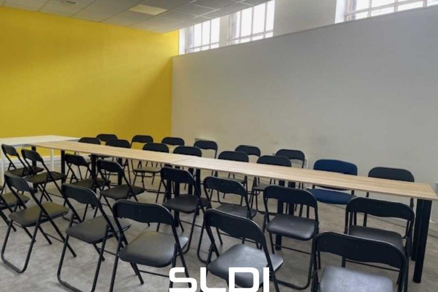 Activités A LOUER - VILLEURBANNE - 556 m²