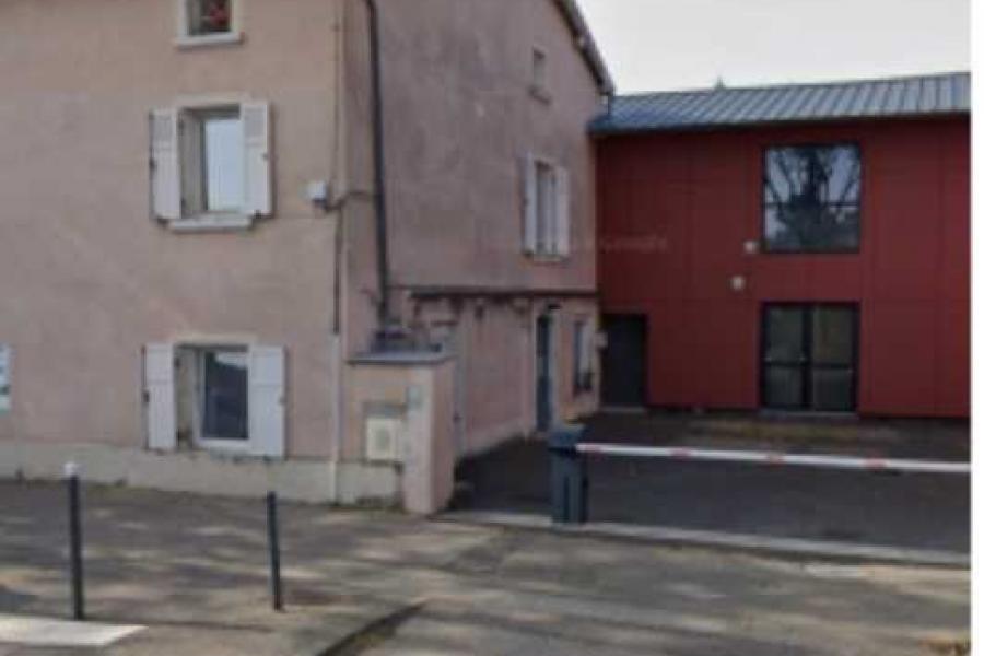 Activités A VENDRE - CRAPONNE - 256 m²