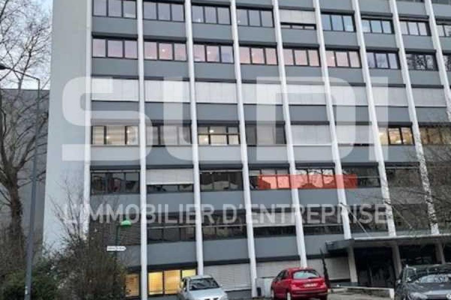 Bureaux A VENDRE - VILLEURBANNE - 338 m²