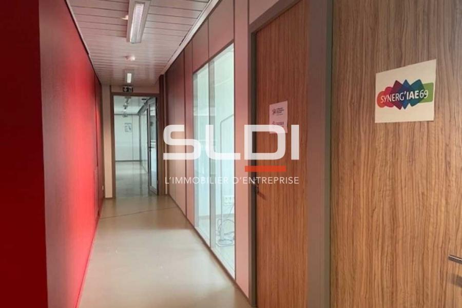 Bureaux A SOUS-LOUER - VAULX EN VELIN - 90 m²