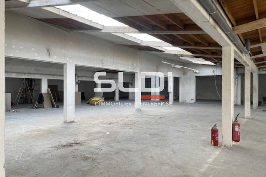 Activités A LOUER - VILLEURBANNE - 800 m²