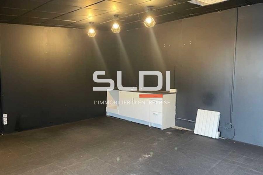 Activités A LOUER - VILLEURBANNE - 800 m²