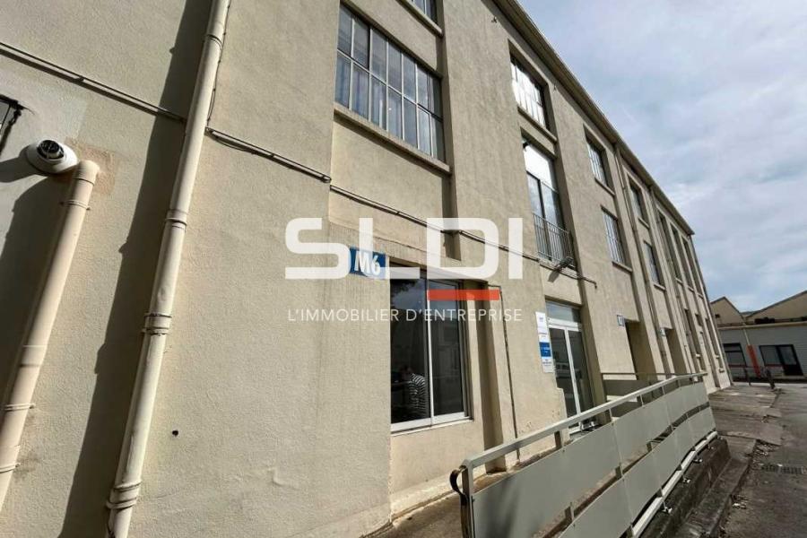 Bureaux A LOUER - NEUVILLE SUR SAONE - 389 m²