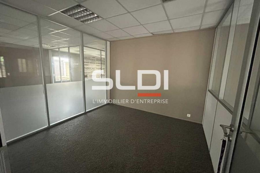 Bureaux A LOUER - TASSIN LA DEMI LUNE - 292 m²