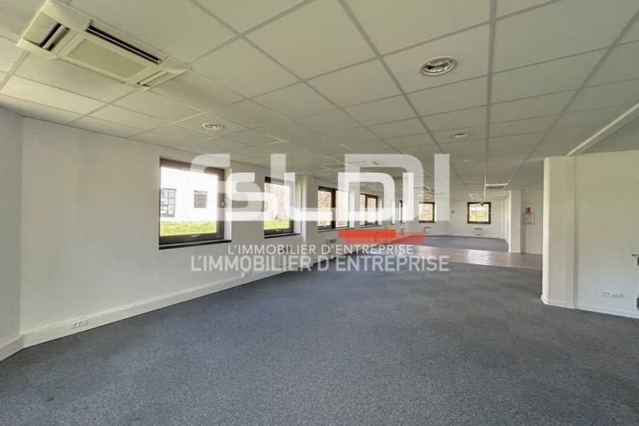 Bureaux A LOUER - LIMONEST - 75 m²