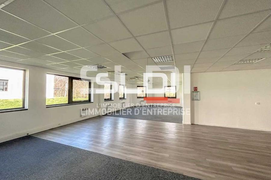 Bureaux A LOUER - LIMONEST - 75 m²