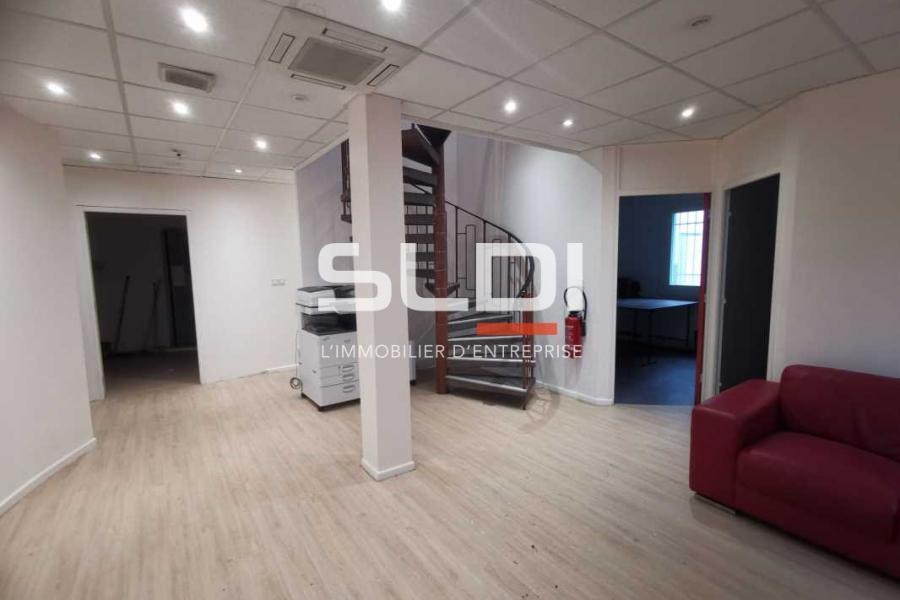 Bureaux A LOUER - TOUSSIEU - 187 m²