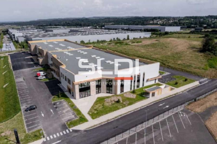 Activités A LOUER - VILLEFONTAINE - 3 000 m²