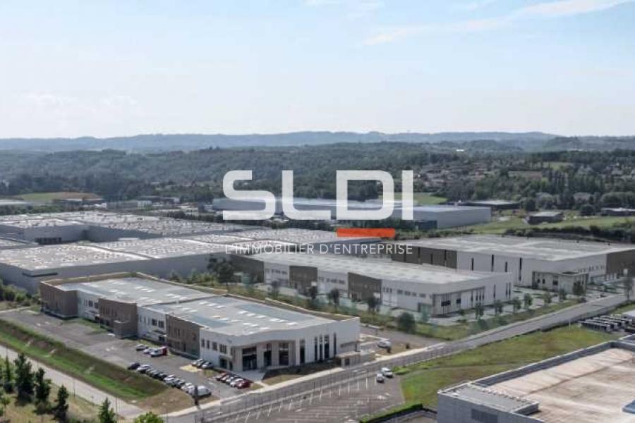 Activités A LOUER - VILLEFONTAINE - 3 000 m²