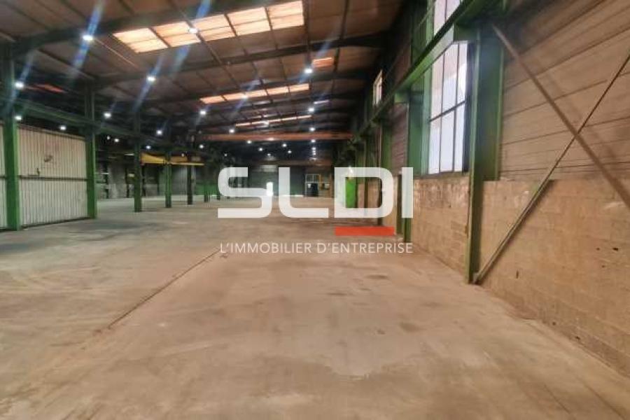 Activités A VENDRE - LORETTE - 2 500 m²