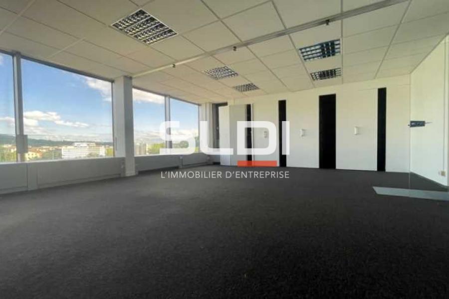 Bureaux A VENDRE OU A LOUER - LYON - 592 m²