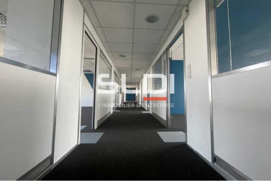 Bureaux A VENDRE OU A LOUER - LYON - 592 m²