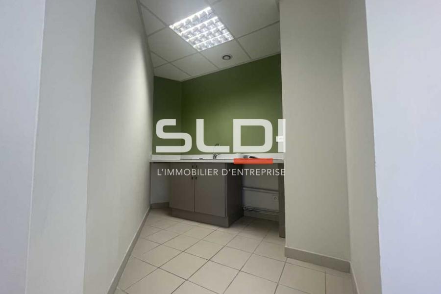 Bureaux A LOUER - CHAPONOST - 130 m²