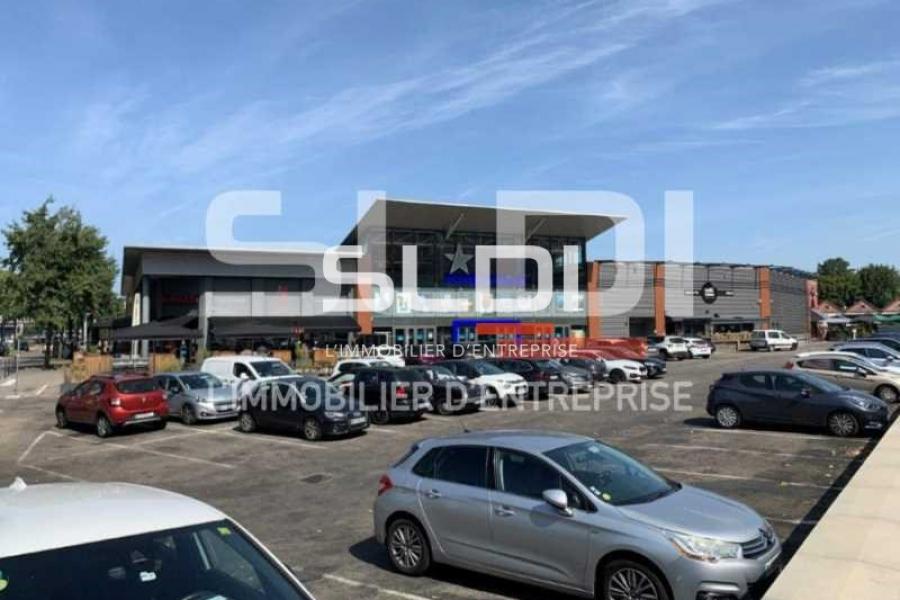 Bureaux A VENDRE - BOURGOIN JALLIEU - 388 m²