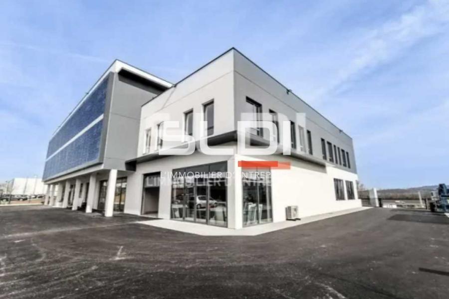 Bureaux A VENDRE OU A LOUER - VAULX MILIEU - 67 m²