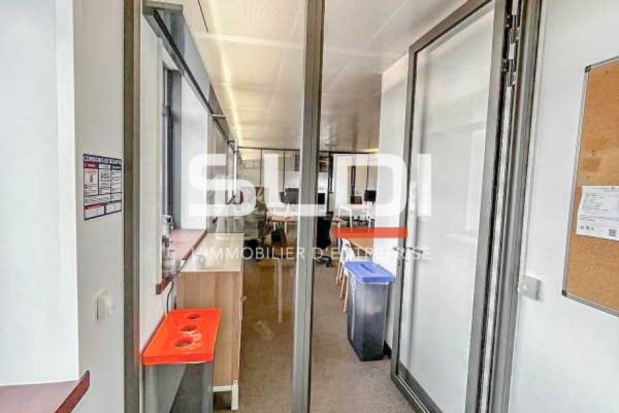 Bureaux A LOUER - LYON - 90 m²