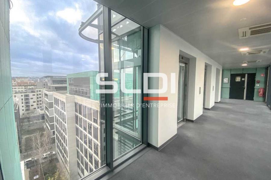 Bureaux A LOUER - LYON - 90 m²