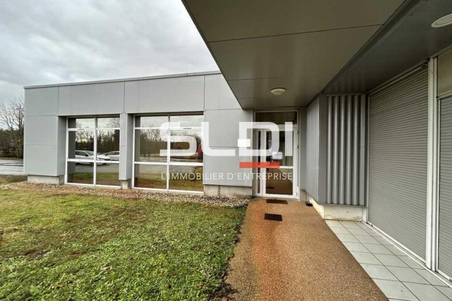 Bureaux A LOUER - BLYES - 97 m²