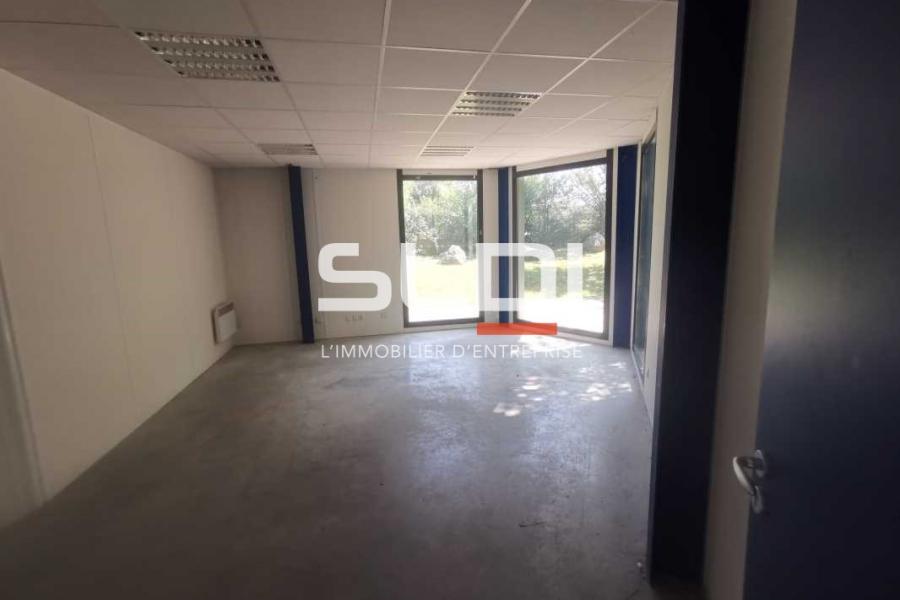 Activités A LOUER - ECHIROLLES - 379 m²