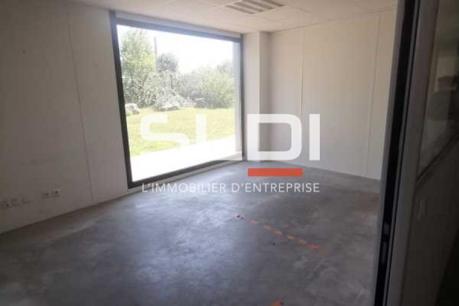 Activités A LOUER - ECHIROLLES - 379 m²